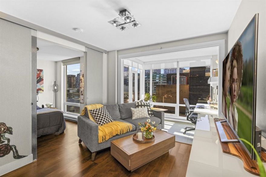 705 565 Smithe Street