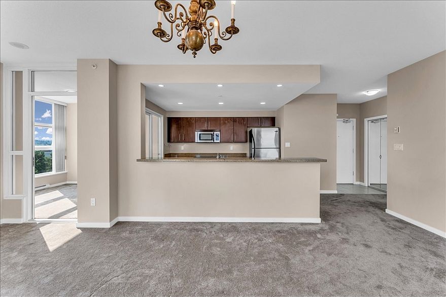 1202 189 National Avenue