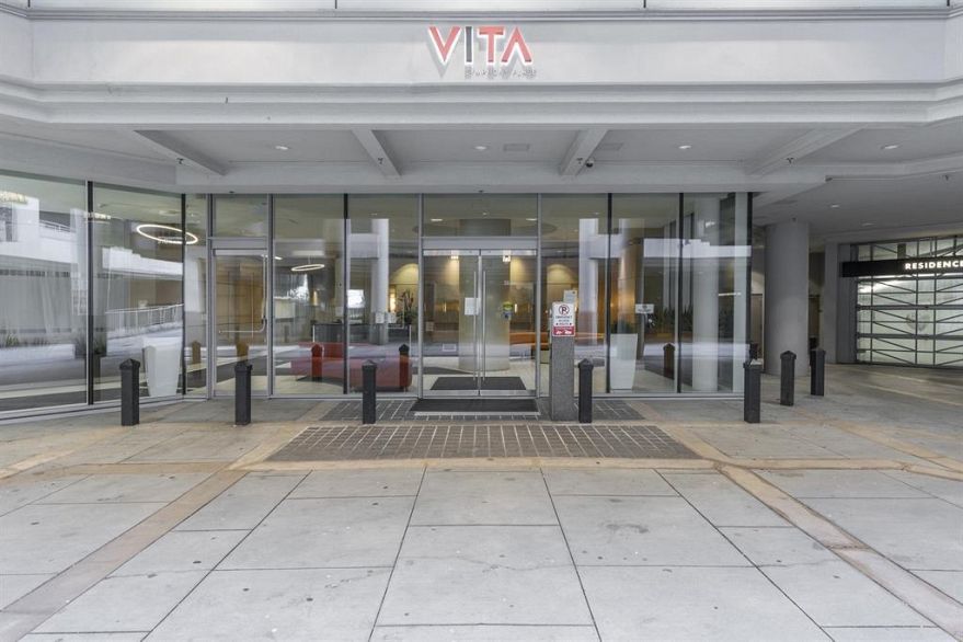 705 565 Smithe Street