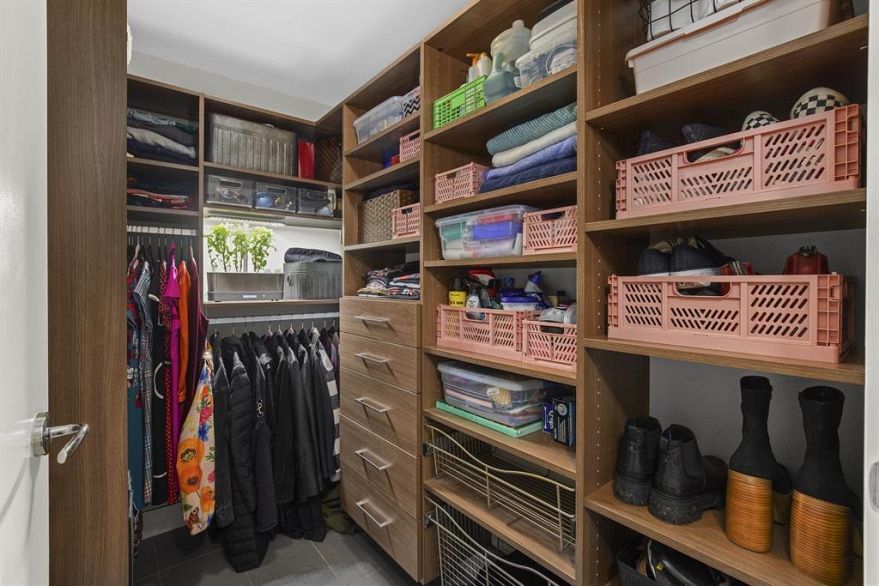 705 565 Smithe Street