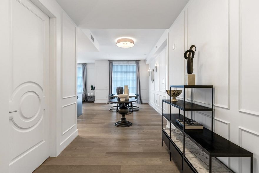 204 1009 Laurier Avenue