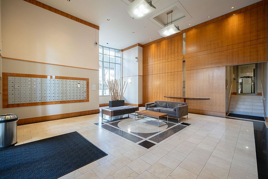 2905 930 Cambie Street