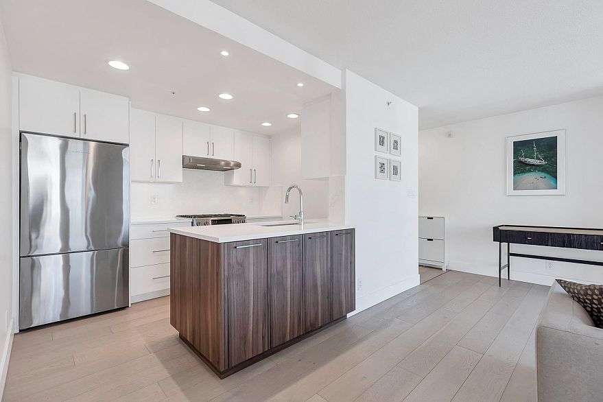 1608 198 Aquarius Mews