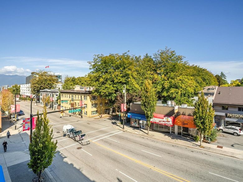 412 518 W 14th Avenue