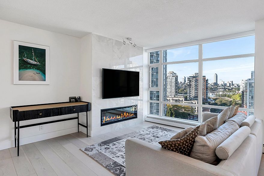 1608 198 Aquarius Mews