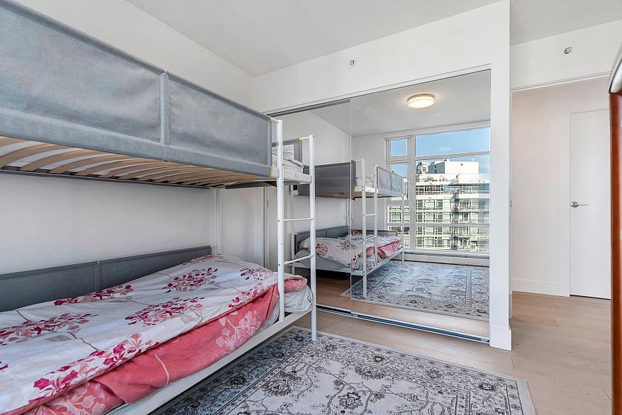 1608 198 Aquarius Mews