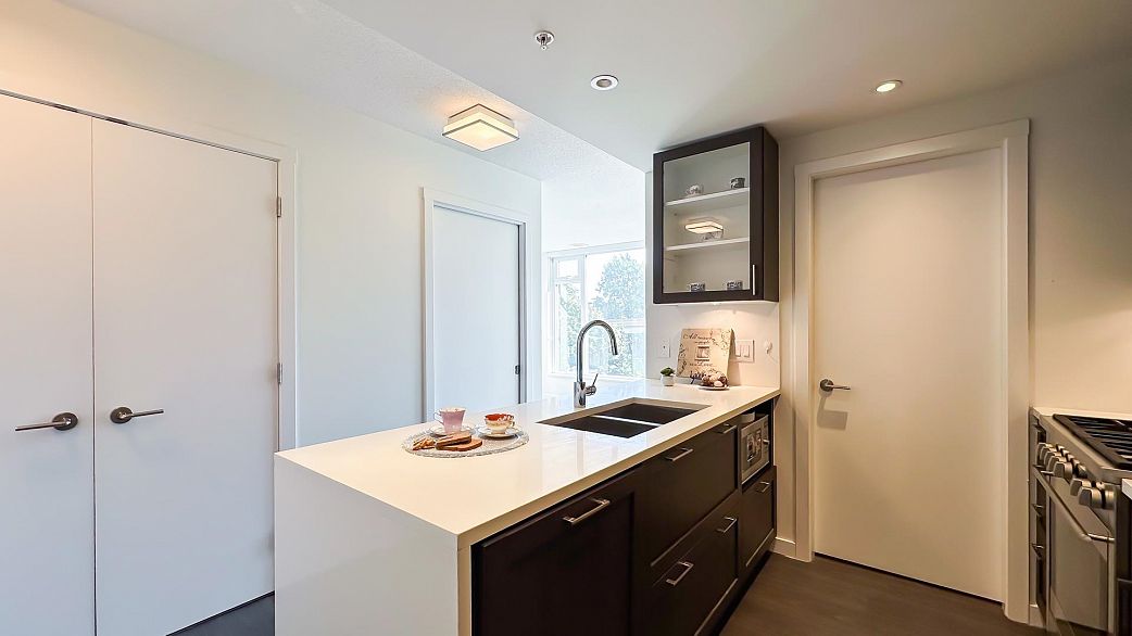 304 5515 Boundary Road