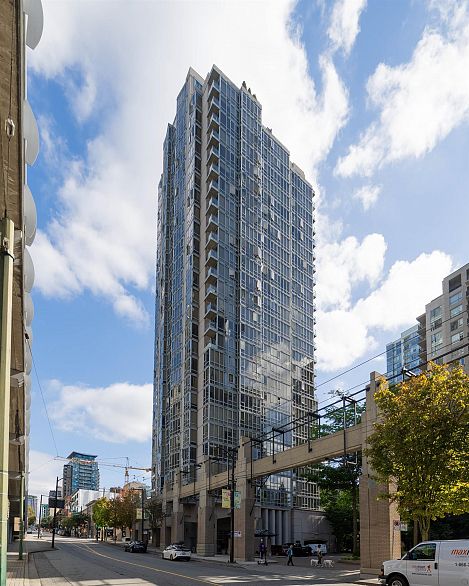 2905 930 Cambie Street