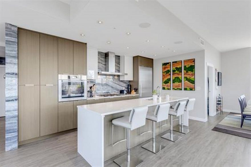 2101 110 Switchmen Street