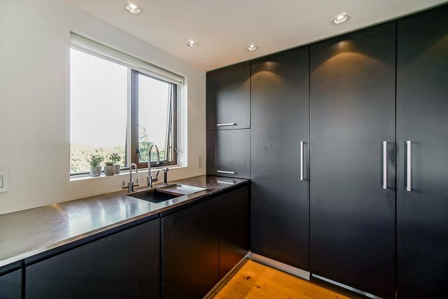 803 2445 W 3rd Avenue