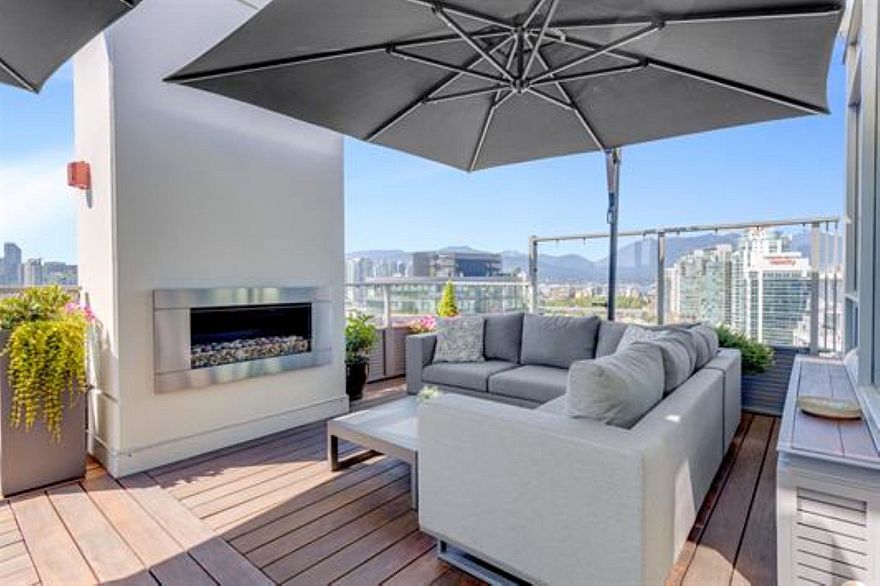 2101 110 Switchmen Street