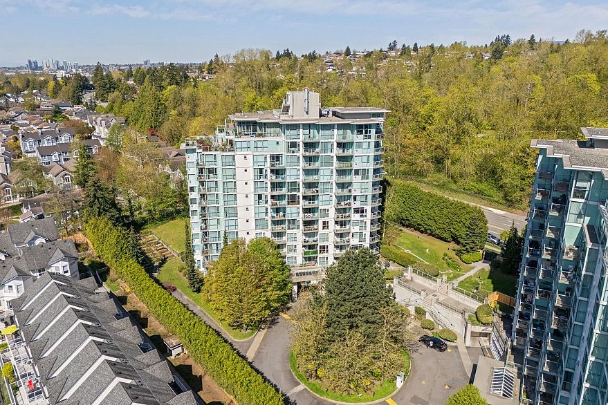 1109 2733 Chandlery Place