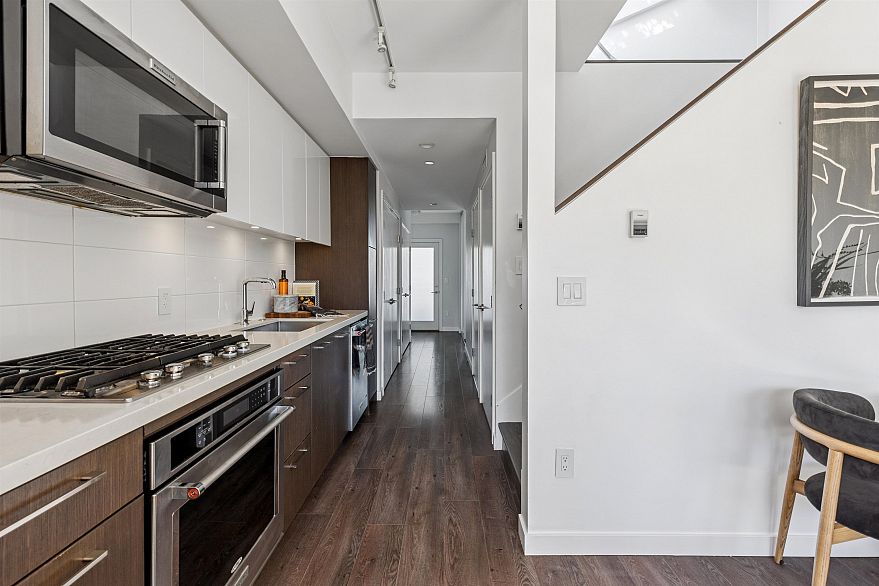 605 417 Great Northern Way