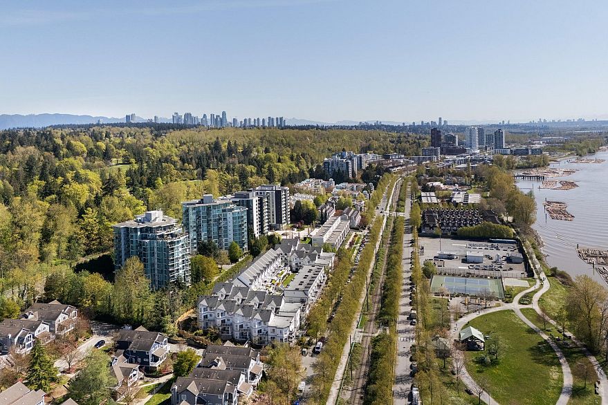 1109 2733 Chandlery Place