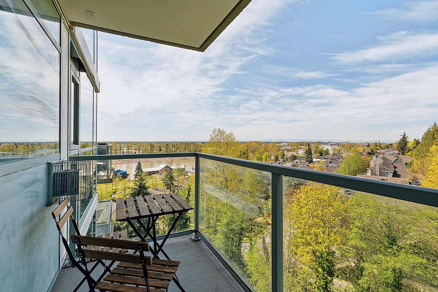 1109 2733 Chandlery Place