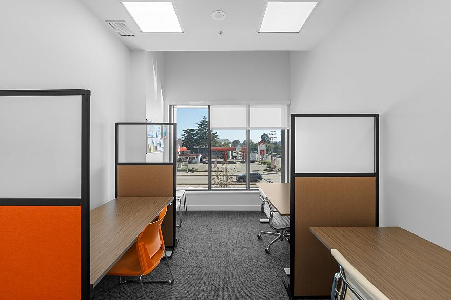 405-8181 Chester Street