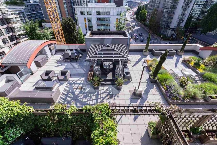 1102 1238 Seymour Street