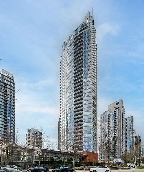 2201 1408 Strathmore Mews