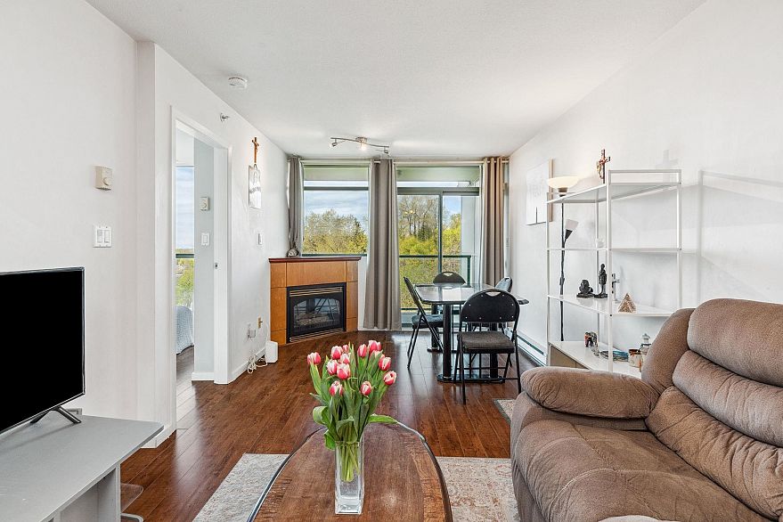 1109 2733 Chandlery Place