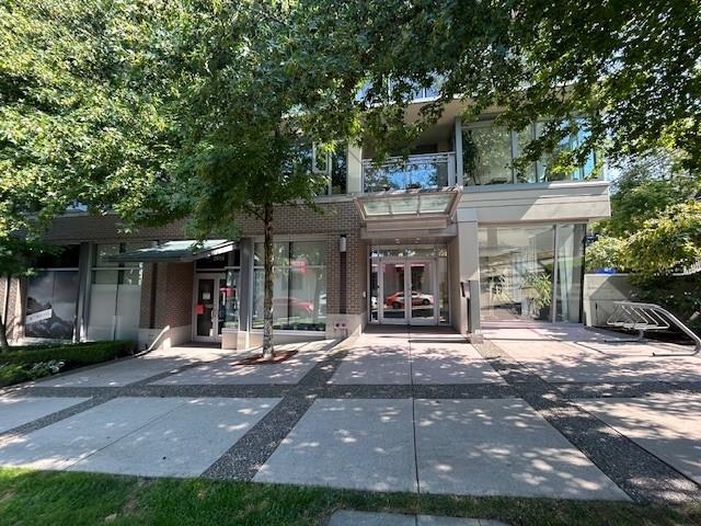 301 2520 Manitoba Street