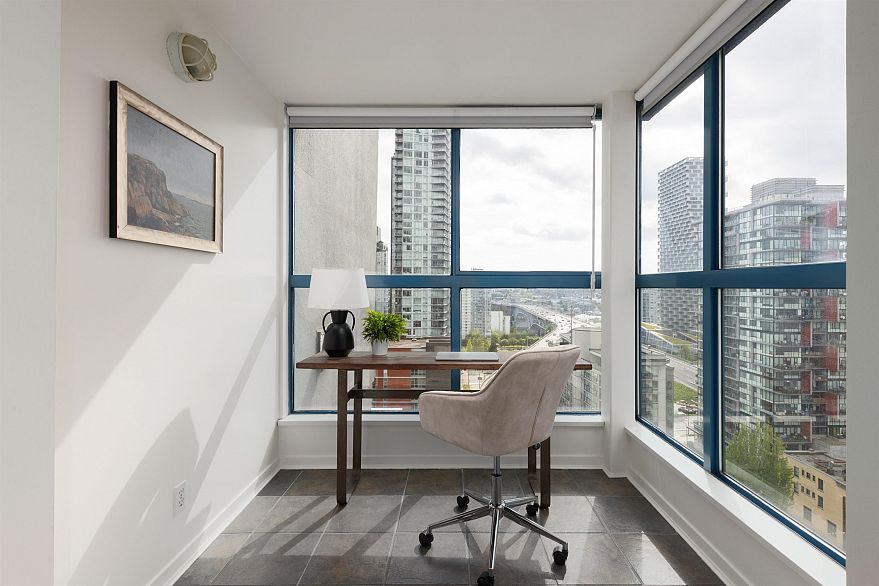 1102 1238 Seymour Street