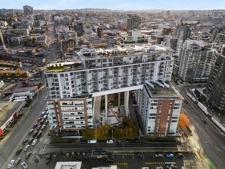 1706 1618 Quebec Street