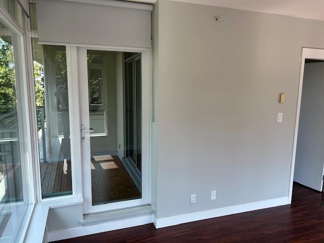 301 2520 Manitoba Street