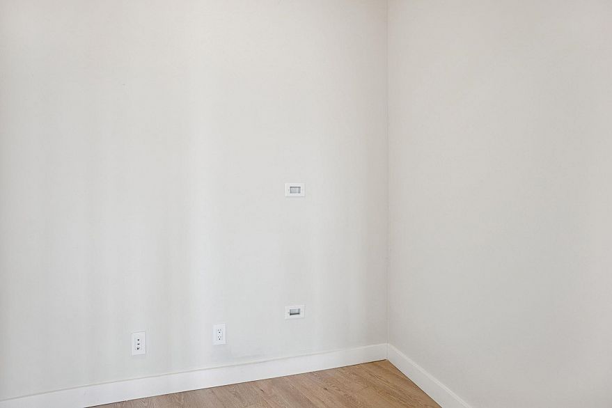 1706 1618 Quebec Street