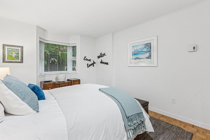 112 1429 E 4th Avenue