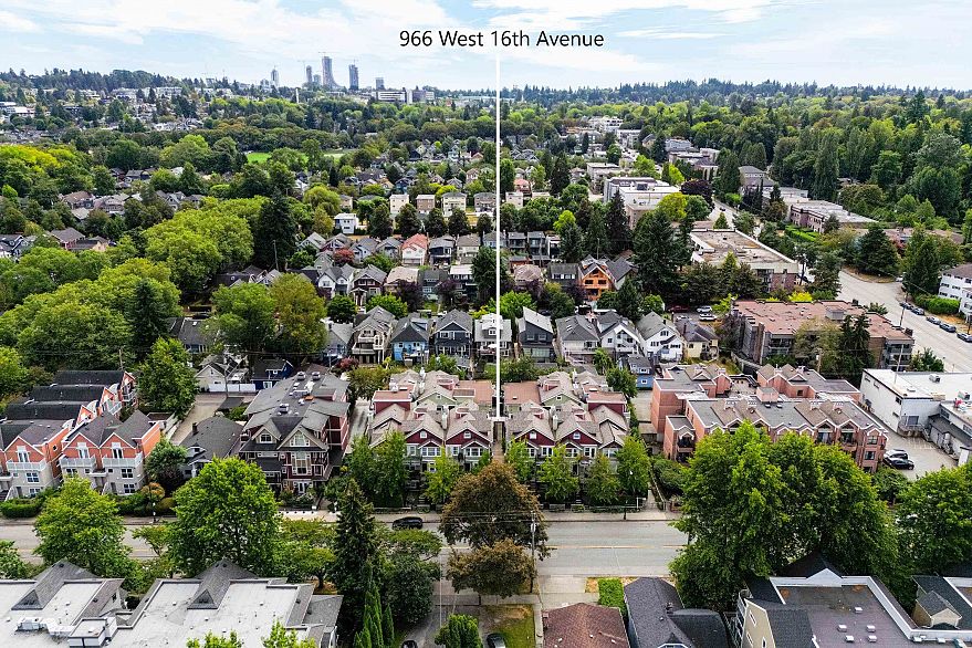 966 W 16th Avenue