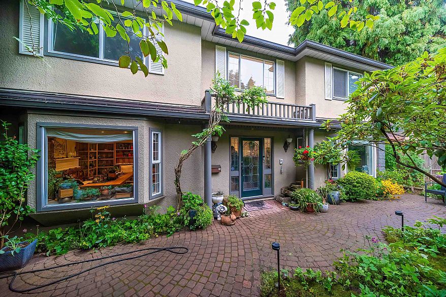 4333 Locarno Crescent