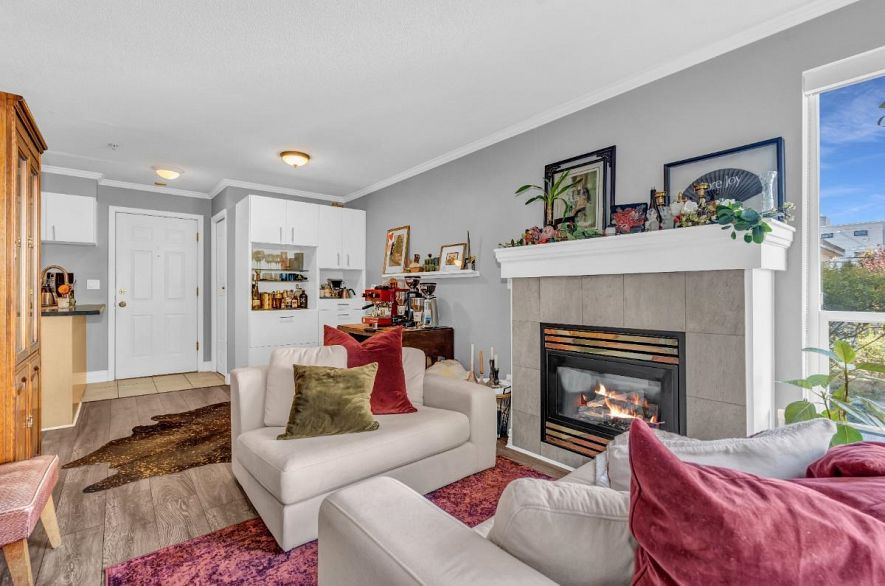 203 1617 Grant Street