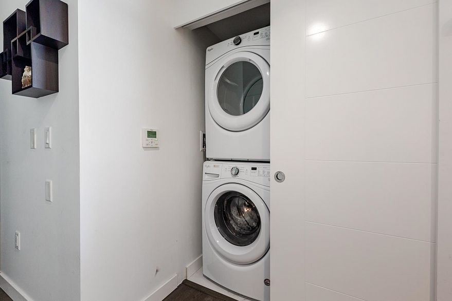 104 7828 Granville Street