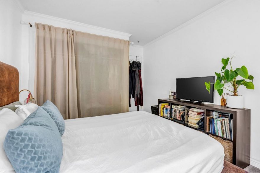 203 1617 Grant Street