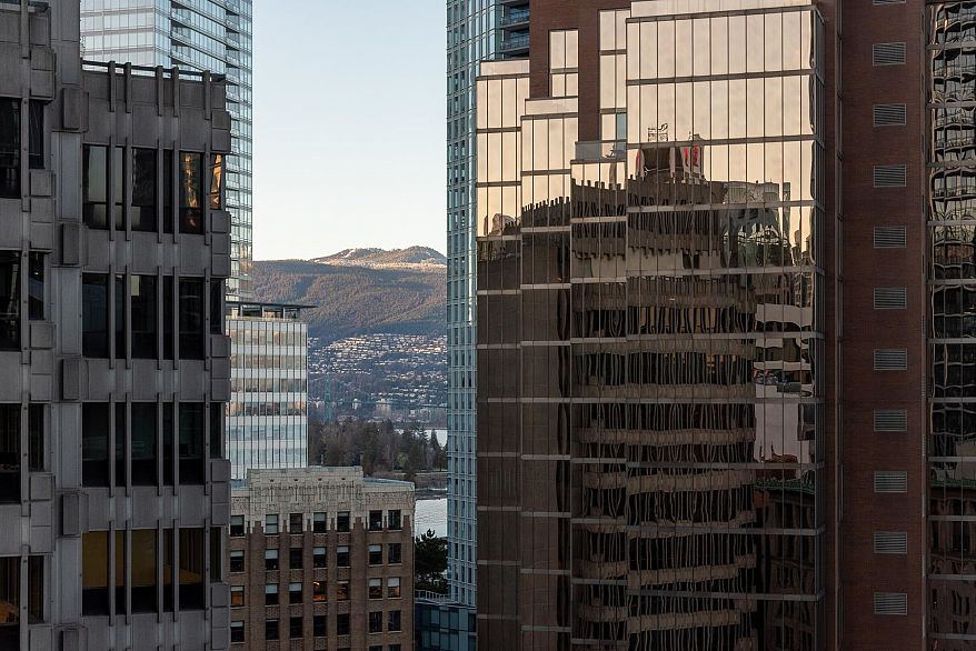 1507 838 W Hastings Street