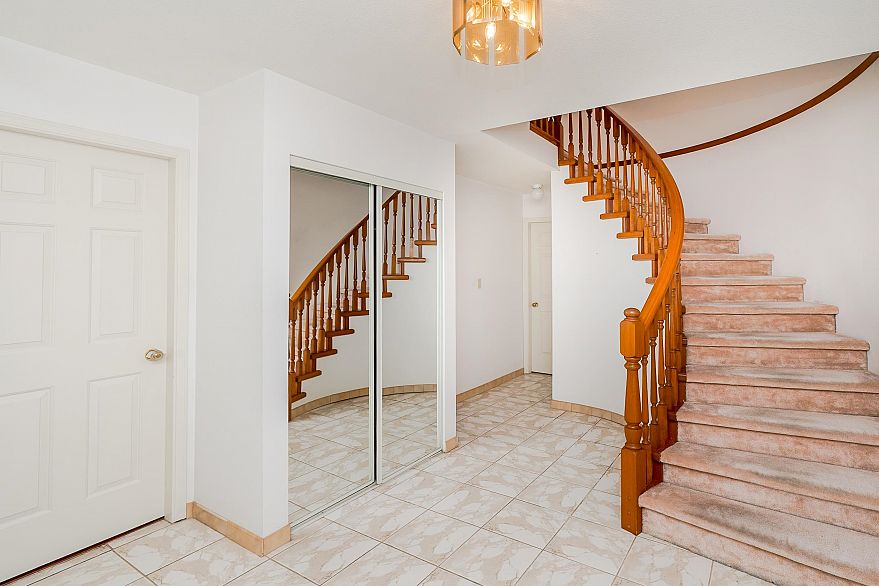 6465 St. Catherines Street