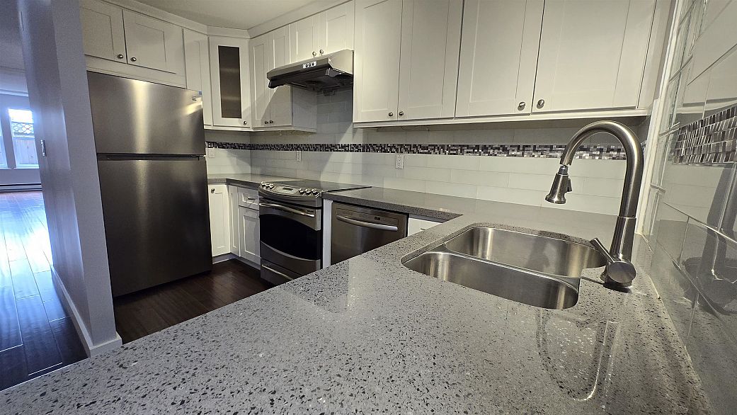 211 5723 Balsam Street