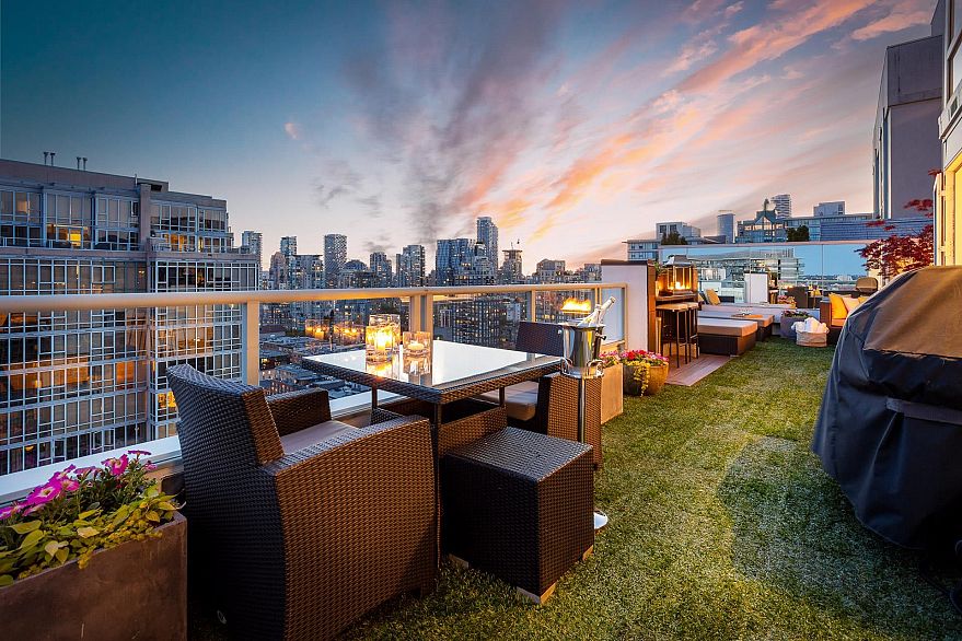 PH1 930 Cambie Street