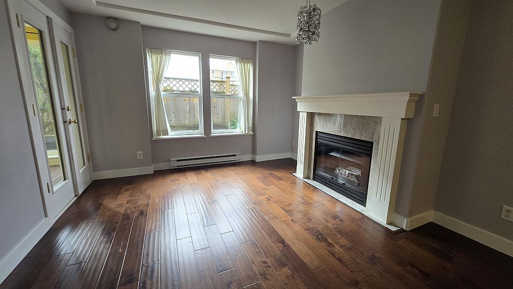 211 5723 Balsam Street