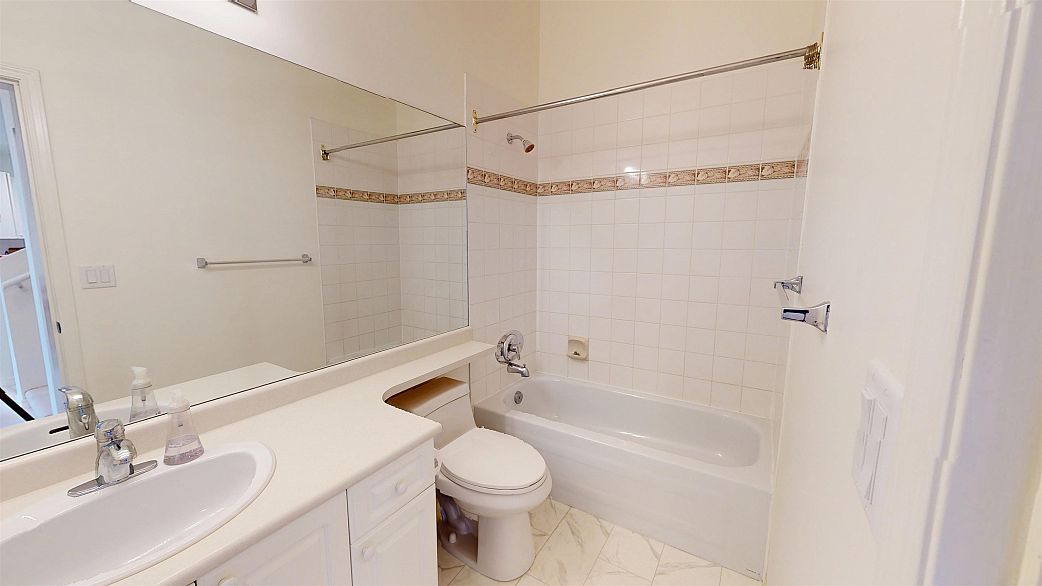 408 1688 E 4th Avenue