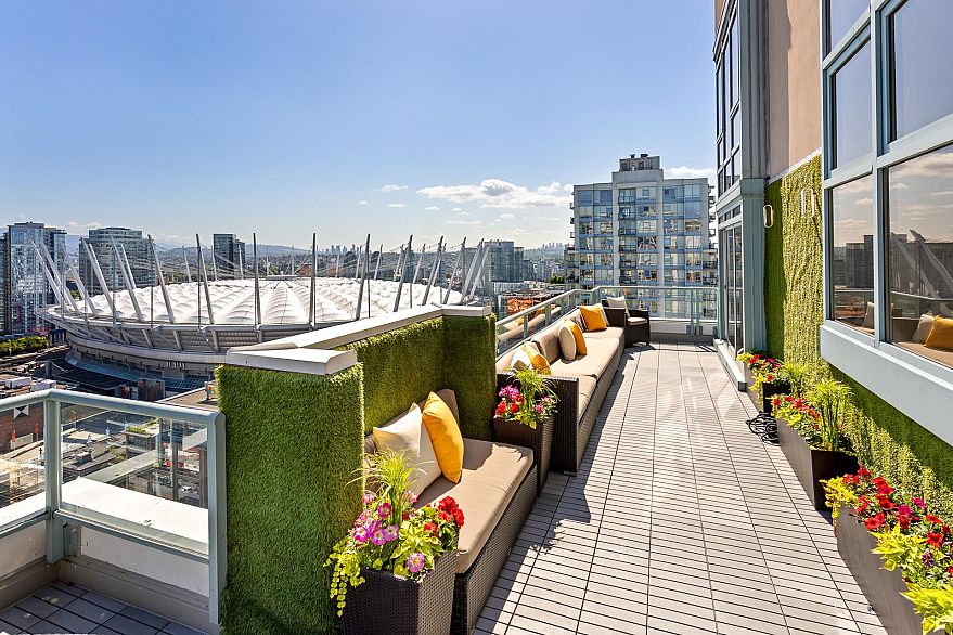 PH1 930 Cambie Street