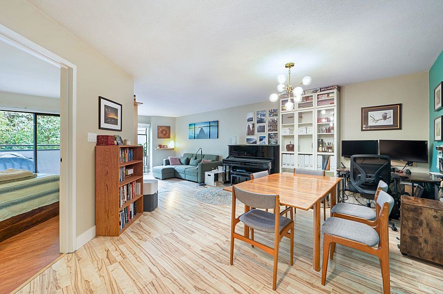 210 2222 Prince Edward Street