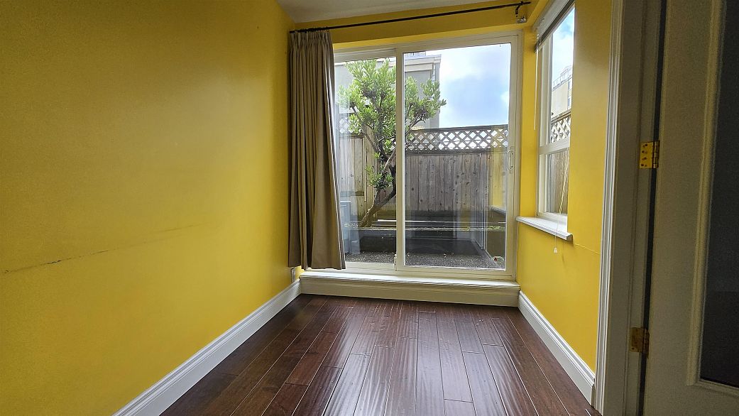 211 5723 Balsam Street