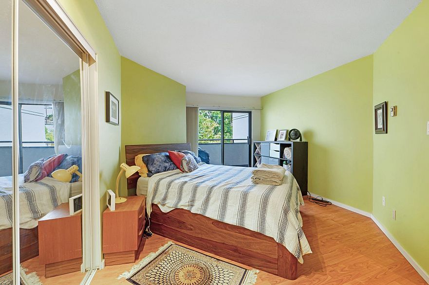 210 2222 Prince Edward Street