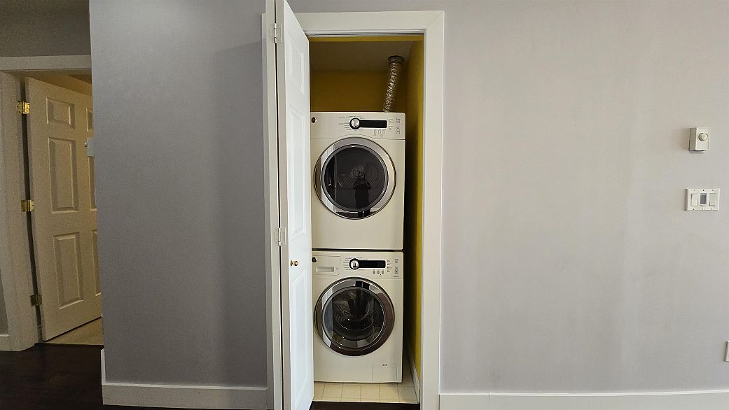 211 5723 Balsam Street