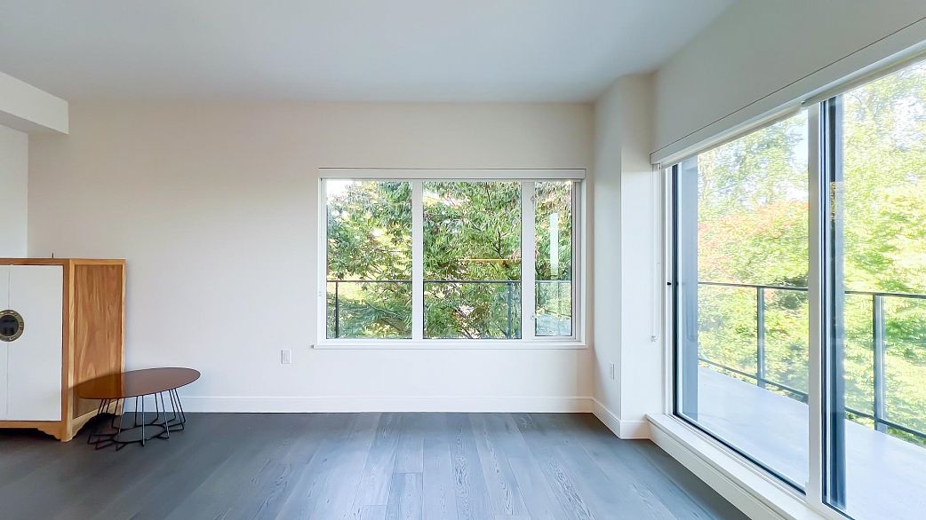 402 488 W 58th Avenue