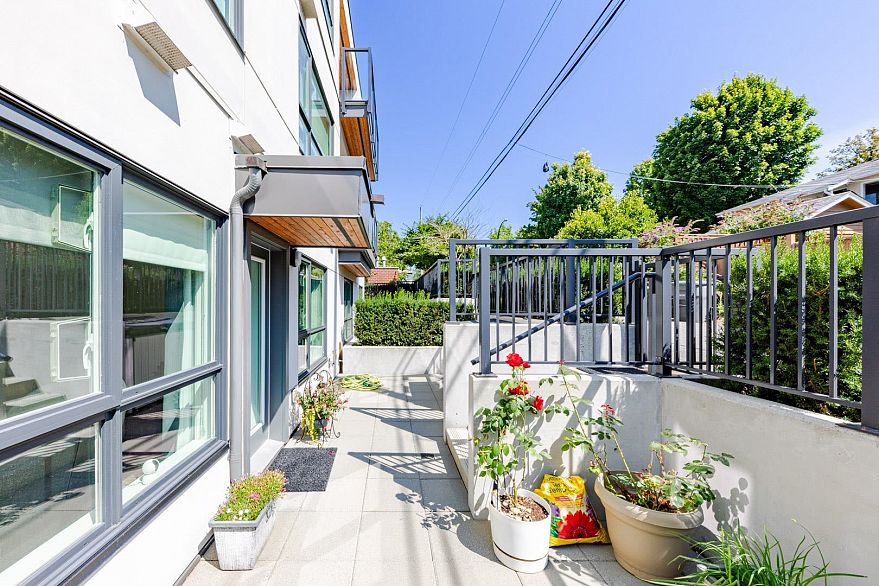 104 7828 Granville Street