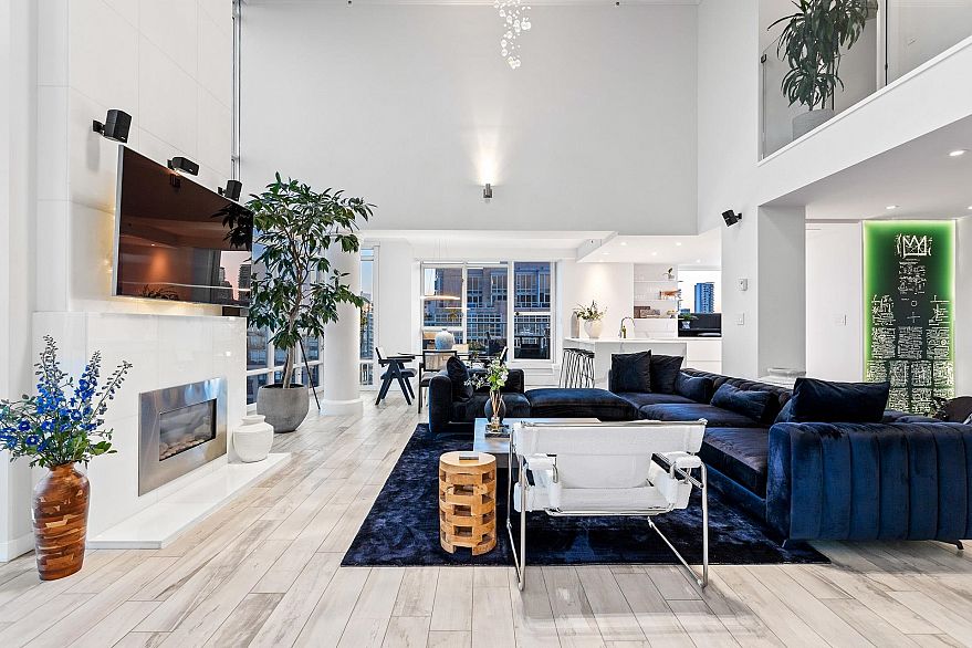 PH1 930 Cambie Street