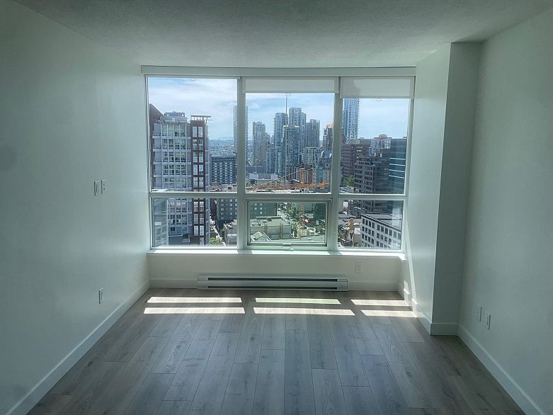 1807 833 Seymour Street