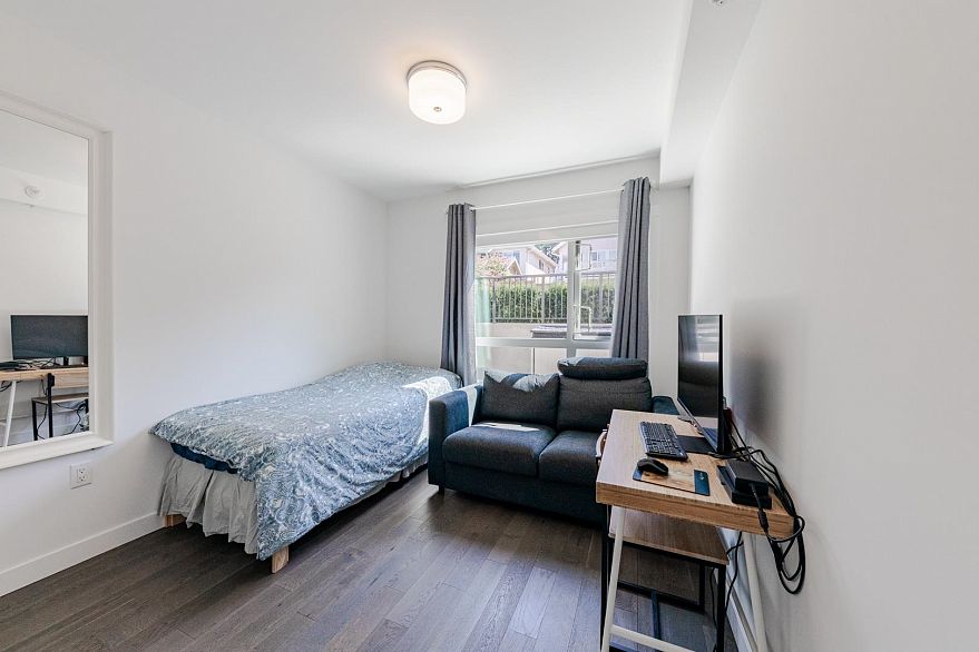 104 7828 Granville Street